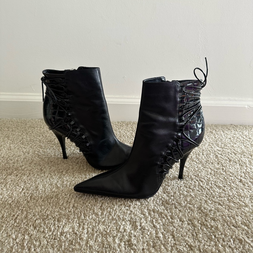 Carlos Santana Eletric Black Leather Pointy Boot